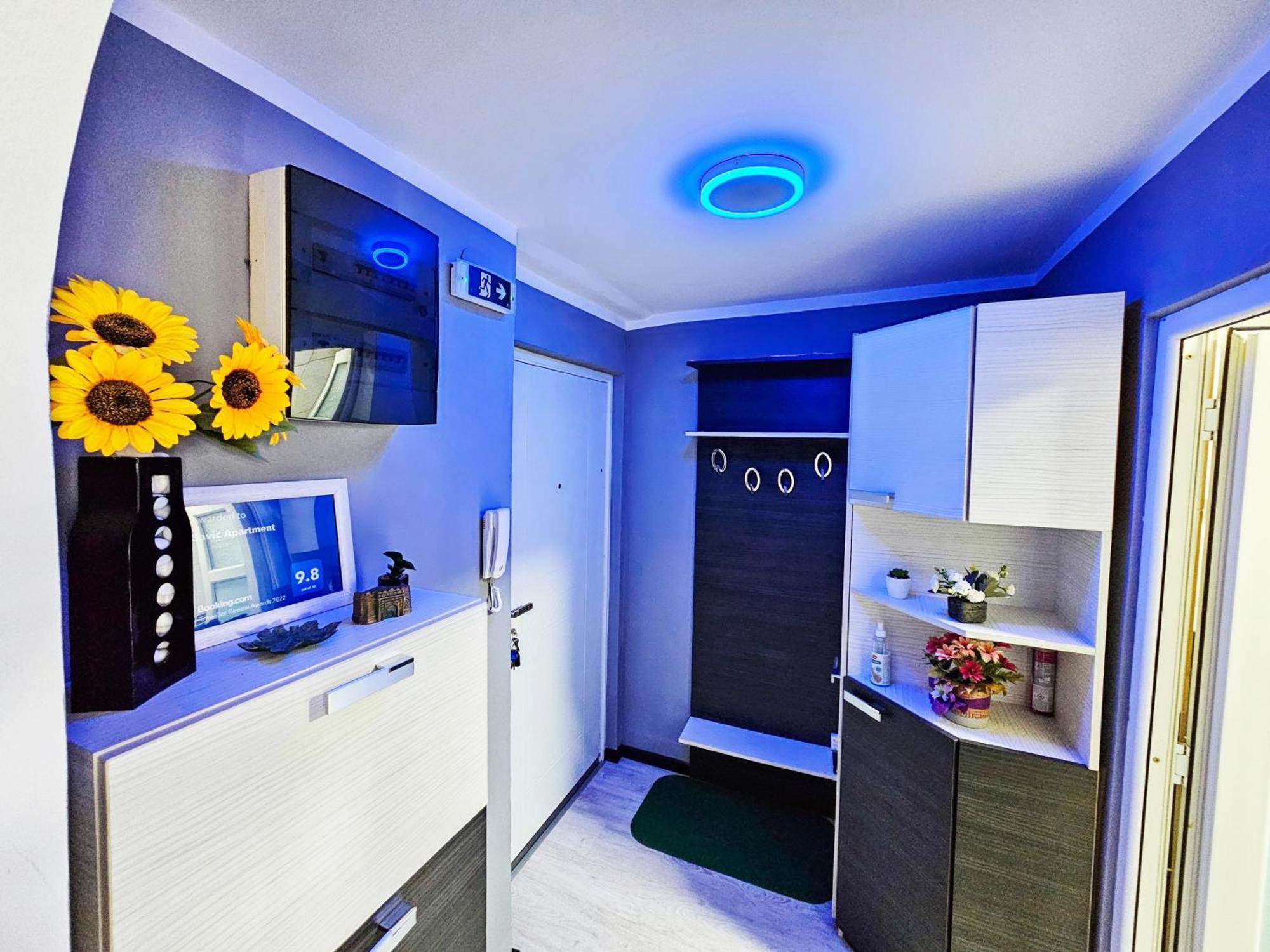 Savic Apartment Center - Parking Free Nis Bagian luar foto